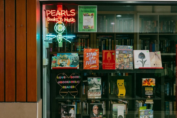 Guide to Cairns: Local Bookshops